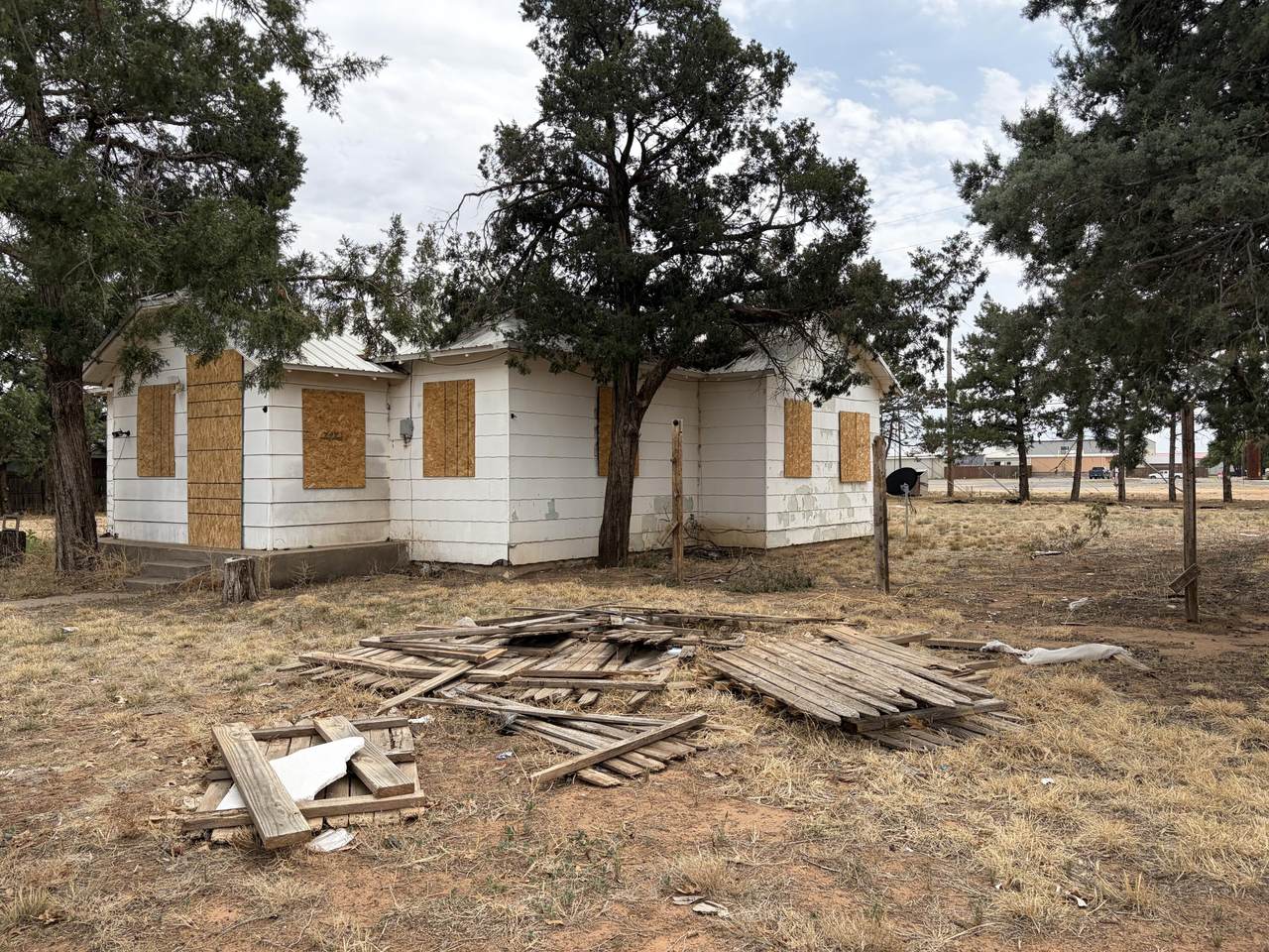 https://bt-photos.global.ssl.fastly.net/lubbock/1280_boomver_1_20260413193128339289000000-2.jpg