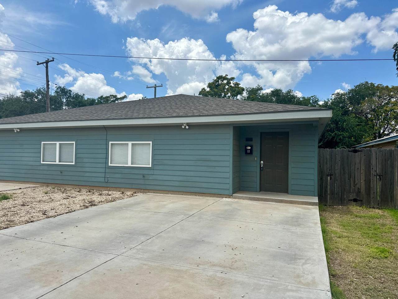 4506 Avenue T - Photo 1
