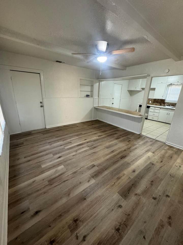 2514 37th Street - Photo 1