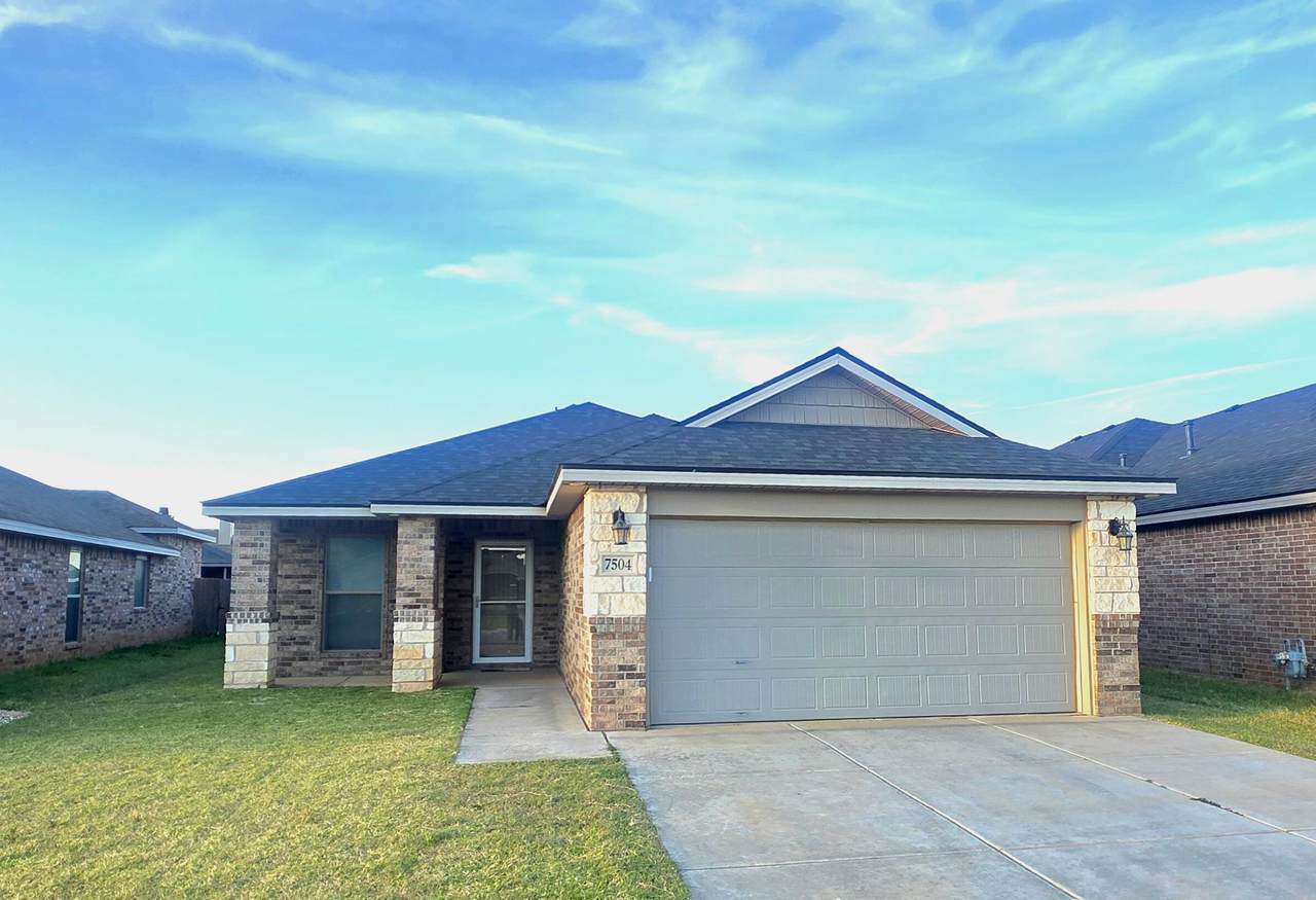 7504 100th Street - Photo 1