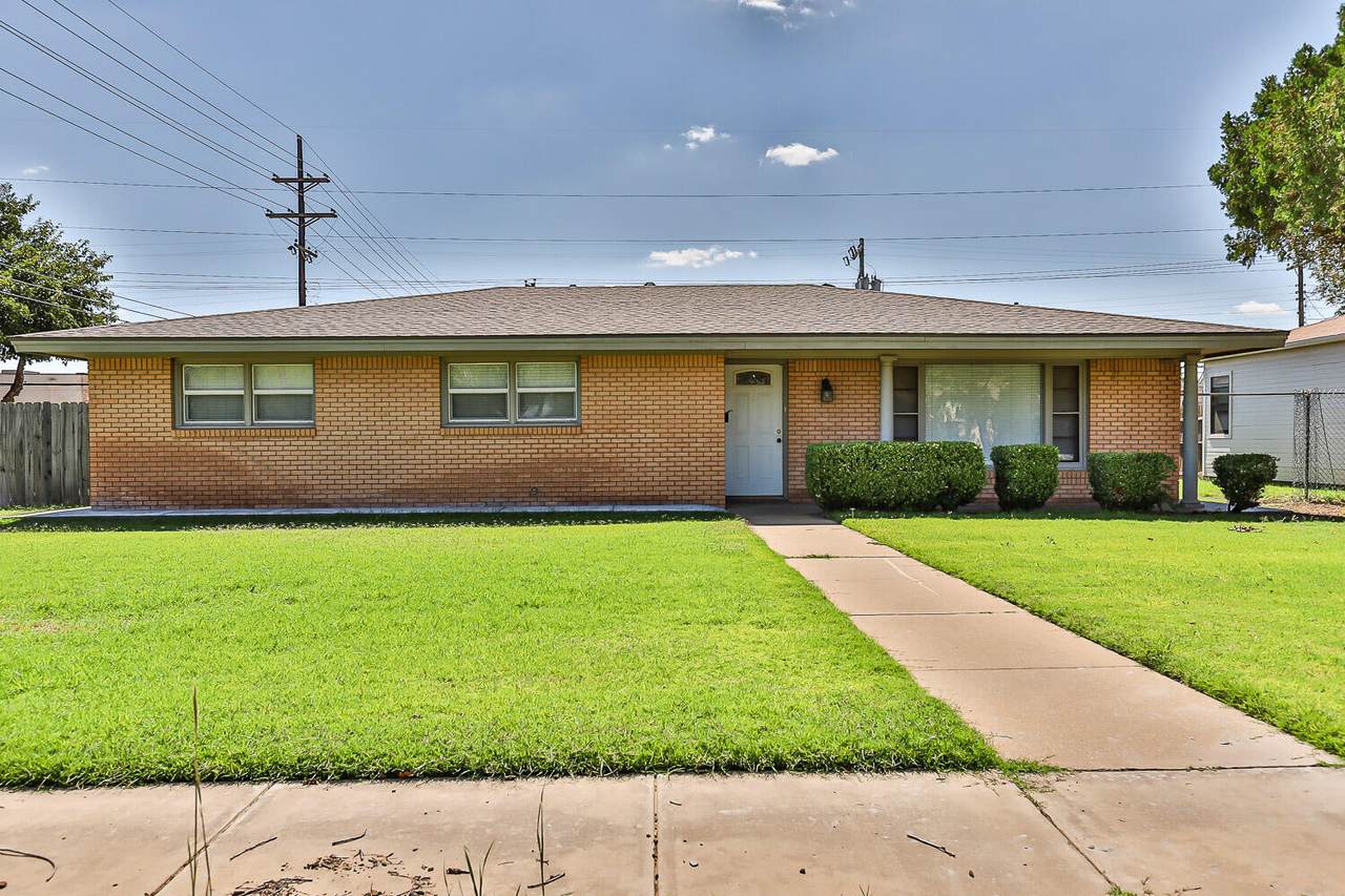 2601 33rd Street - Photo 1