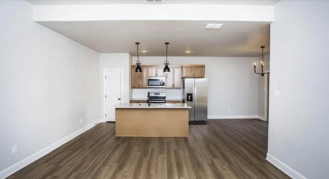 2538 137th Street - Photo 1