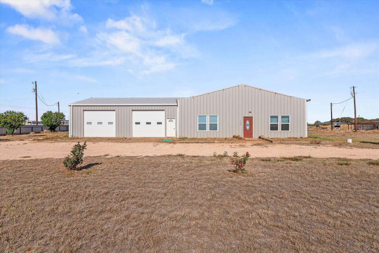 1523 County Rd 533 - Photo 1