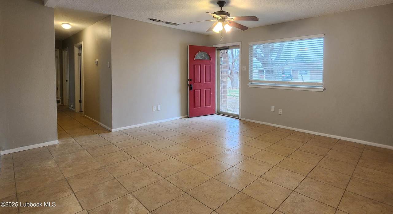 https://bt-photos.global.ssl.fastly.net/lubbock/1280_boomver_1_20260429202323298127000000-2.jpg