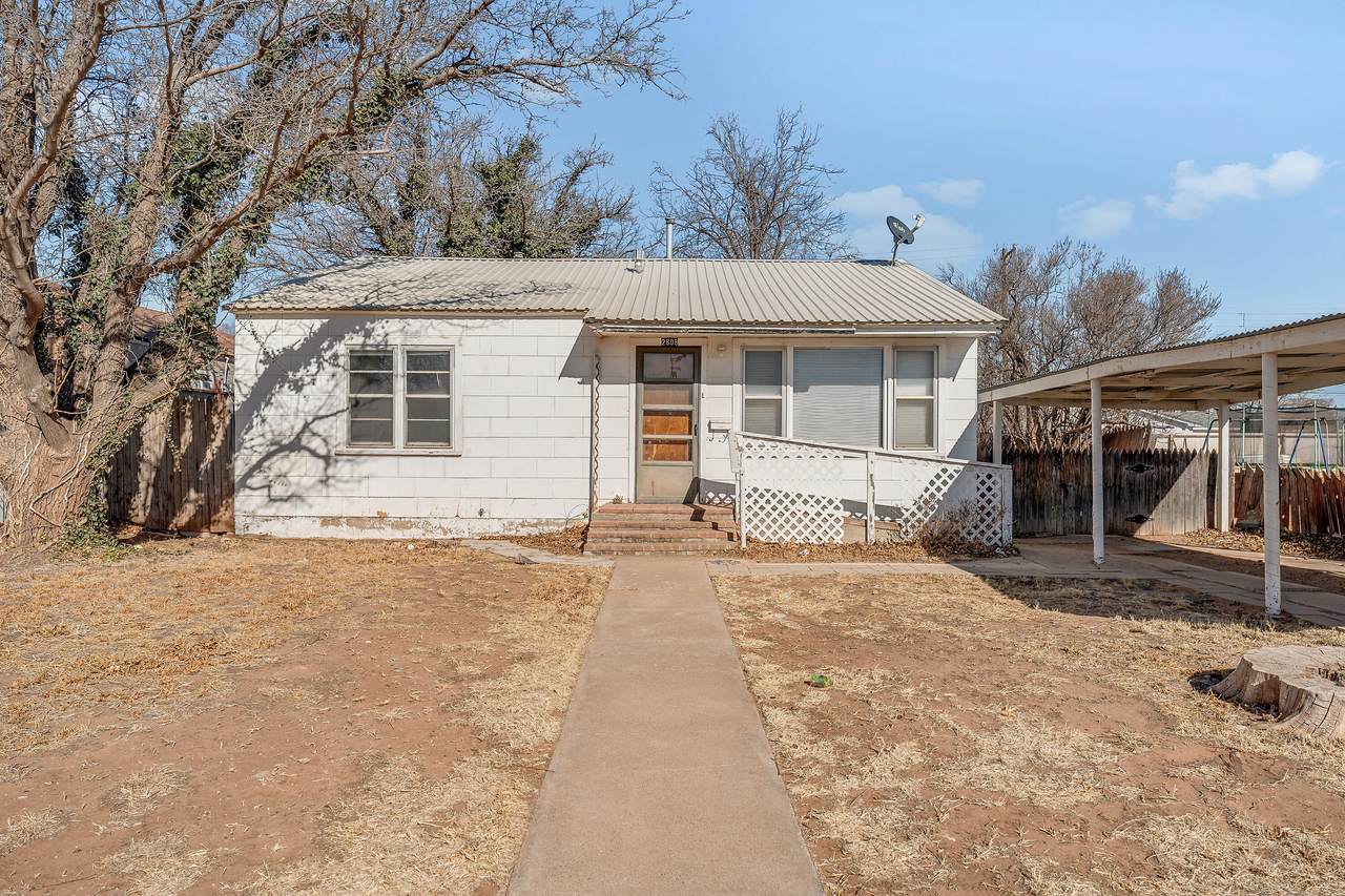 2808 1st Street - Photo 1