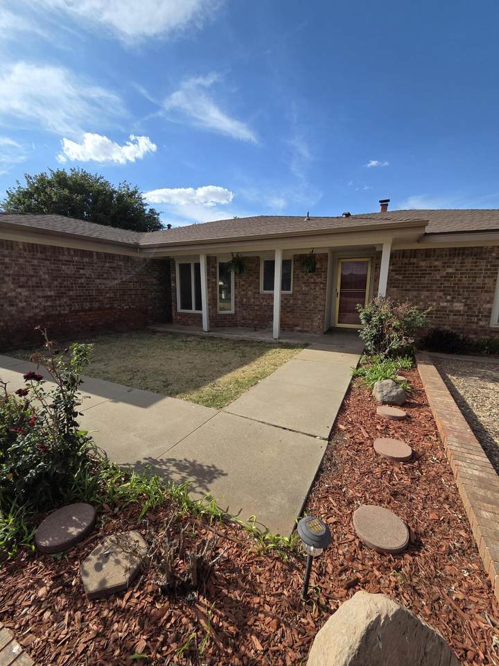 5224 73rd Street - Photo 1