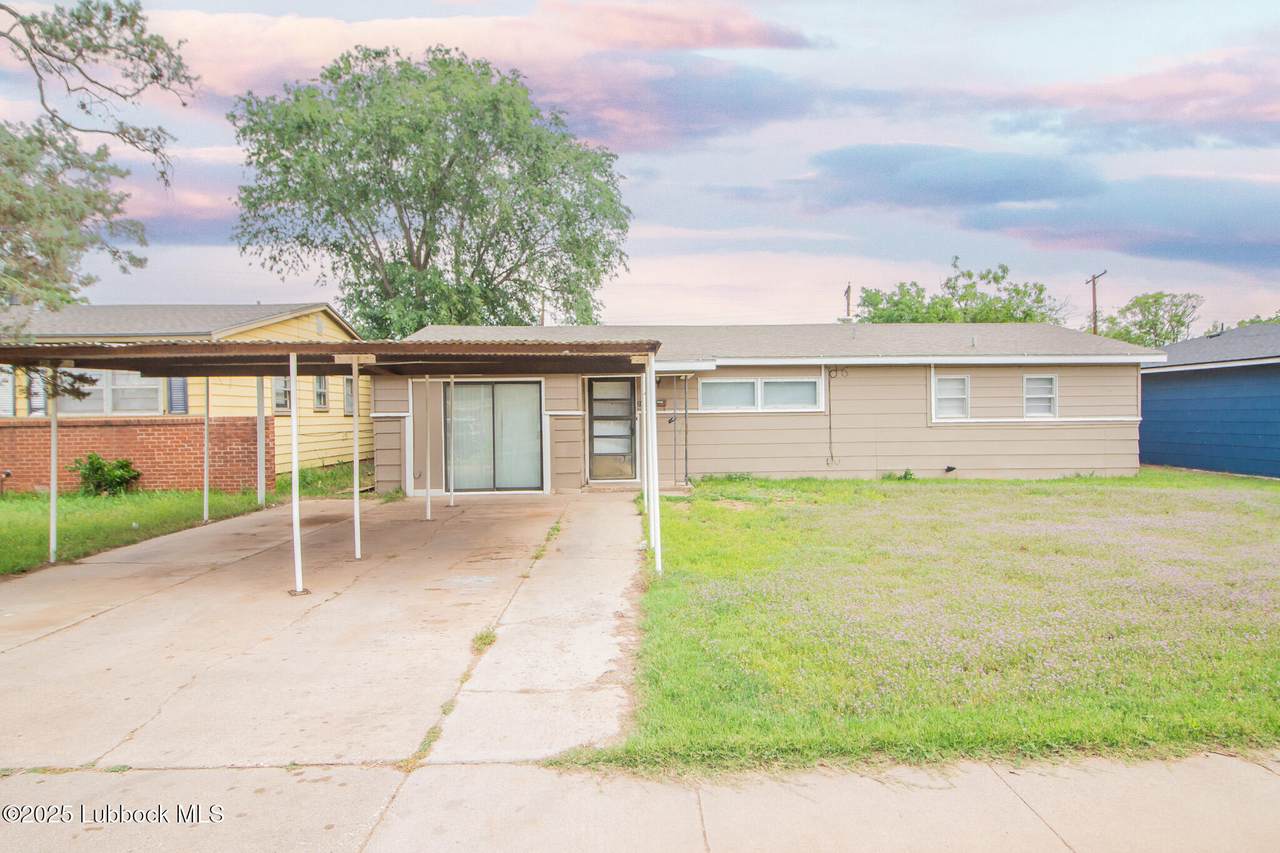 2414 38th Street - Photo 1