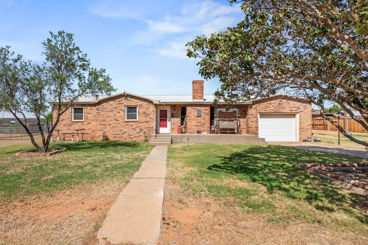 611 Avenue R - Photo 1