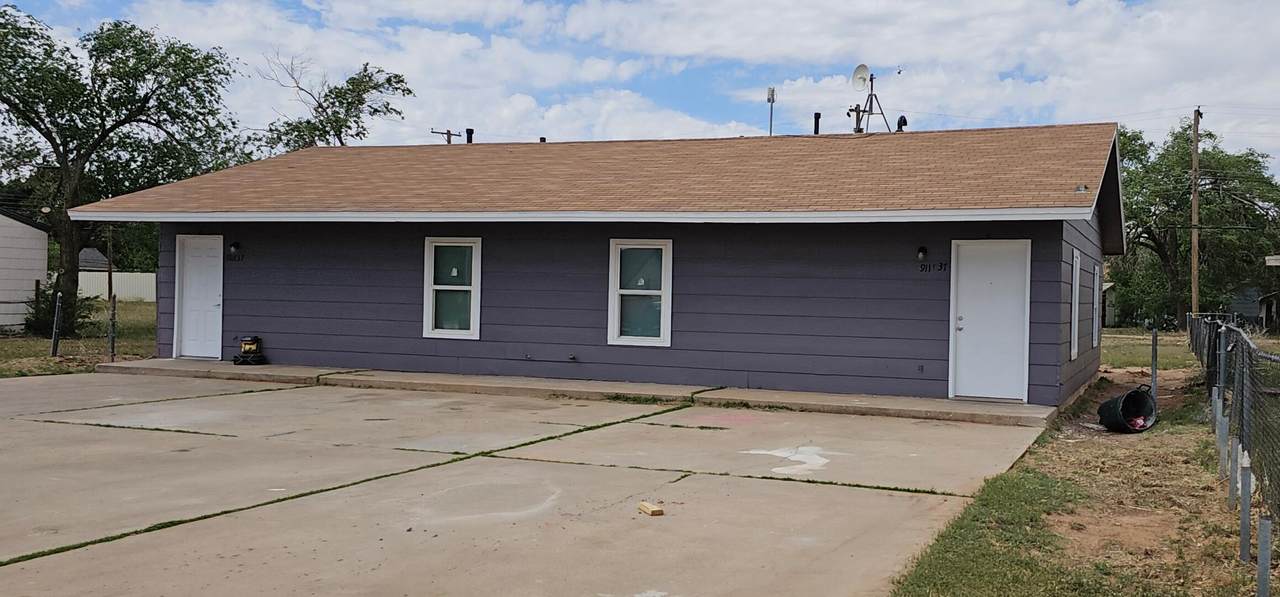 911 37th Street - Photo 1