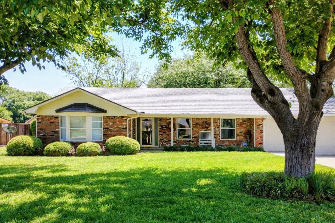 1007 Edwards Street - Photo 1