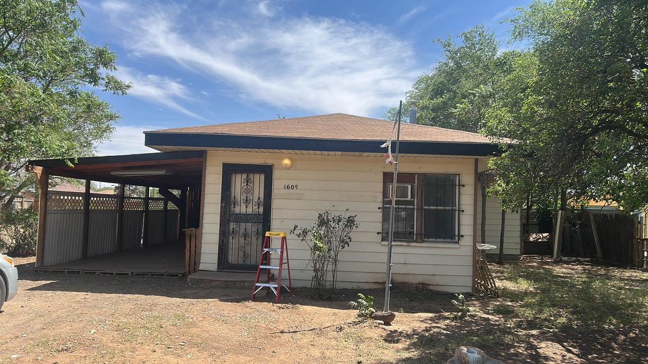 1609 45th Street - Photo 1