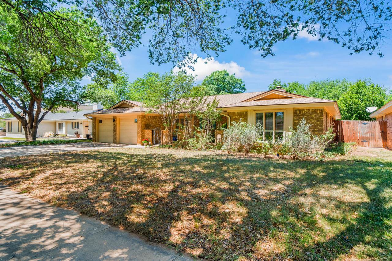 3428 68th Drive - Photo 1