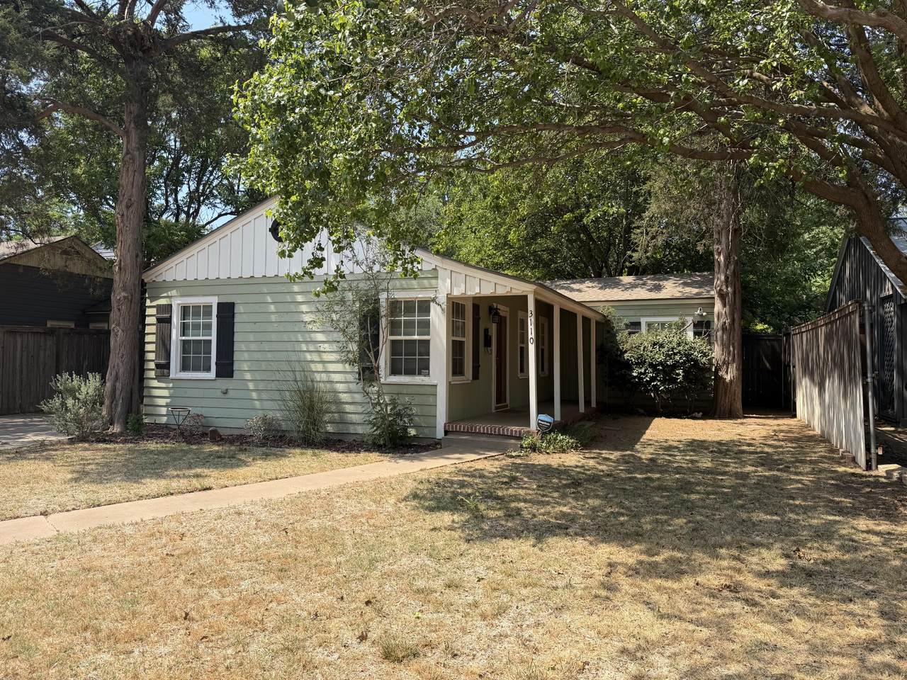 3110 22nd Street - Photo 1