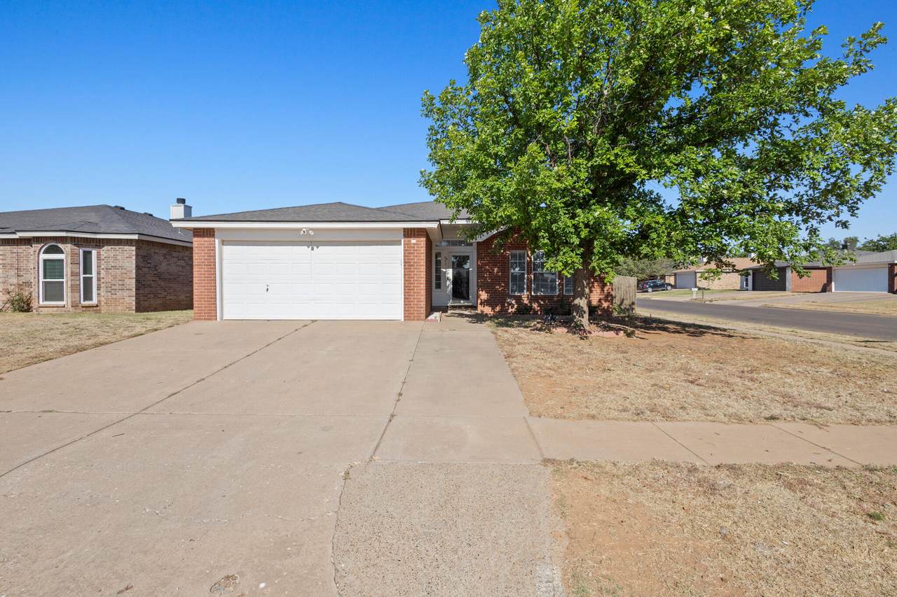 802 Genoa Avenue - Photo 1