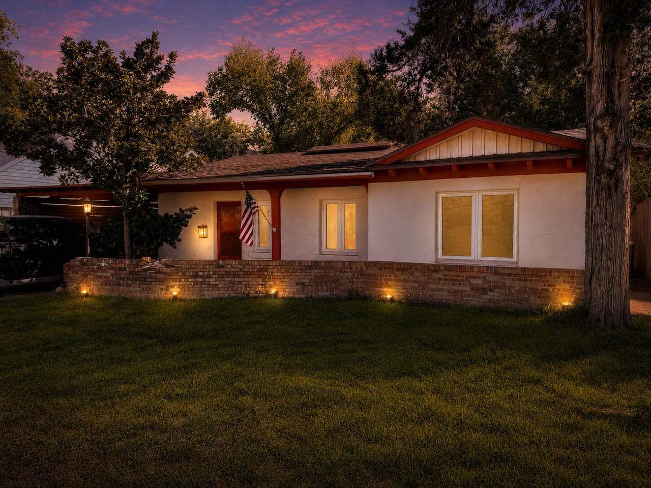 2621 23rd Street - Photo 1