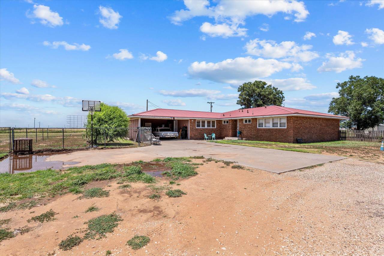 1601 Smith Street - Photo 1