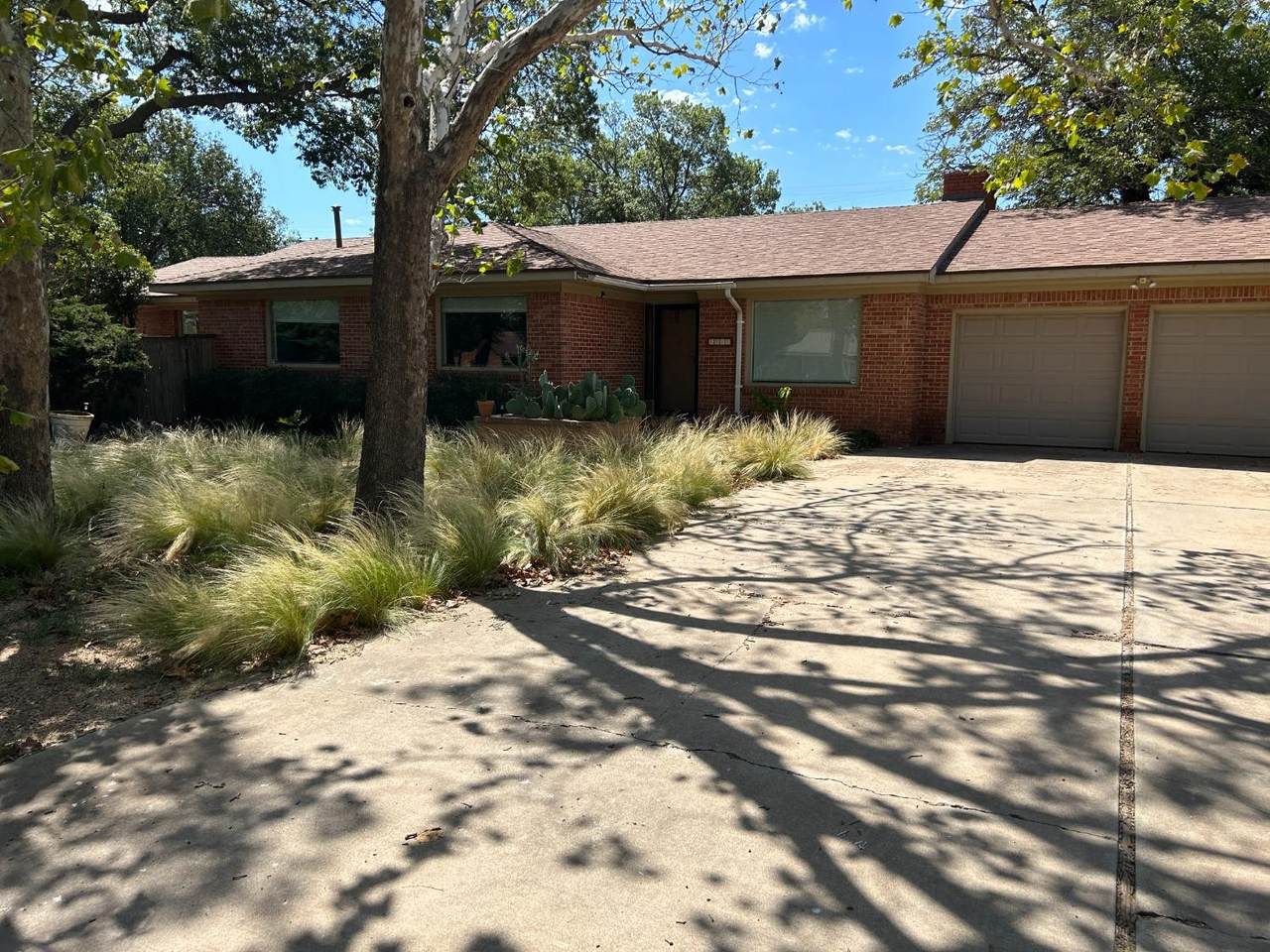 1717 30th Street - Photo 1
