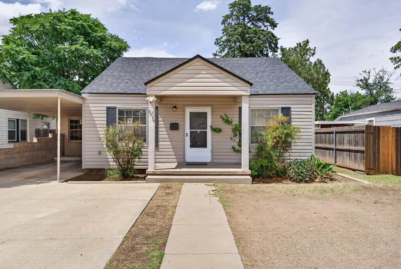 2212 22nd Street - Photo 1