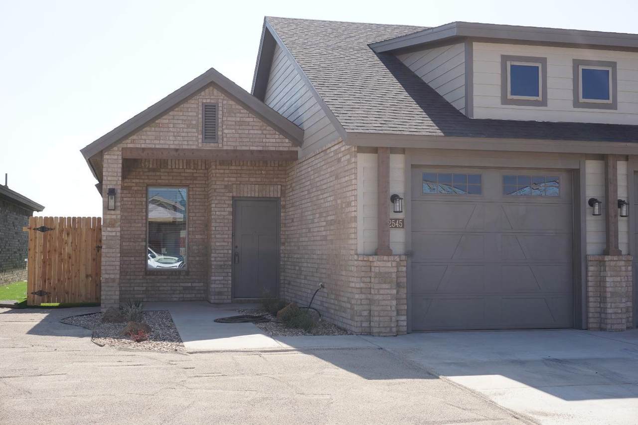 2549 138th Street - Photo 1