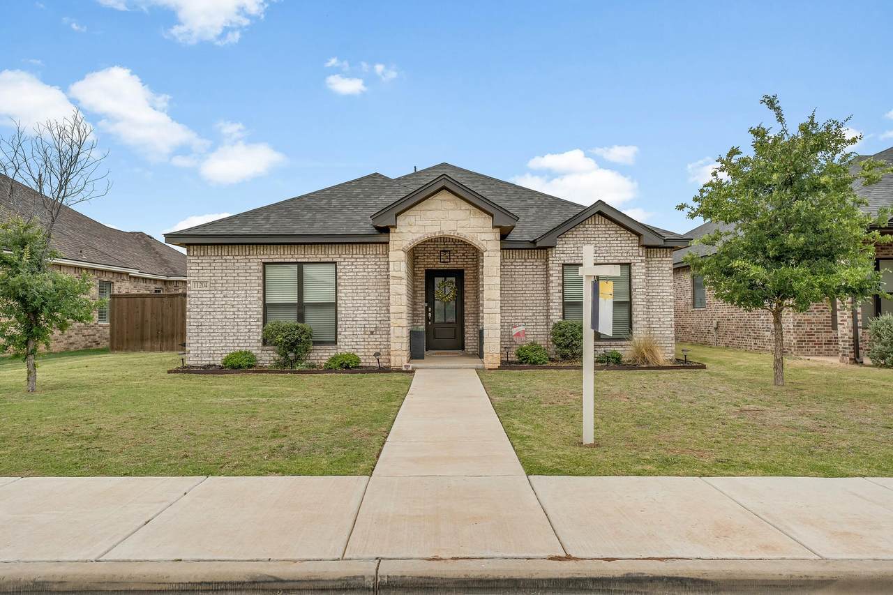 11204 Granby Avenue - Photo 1