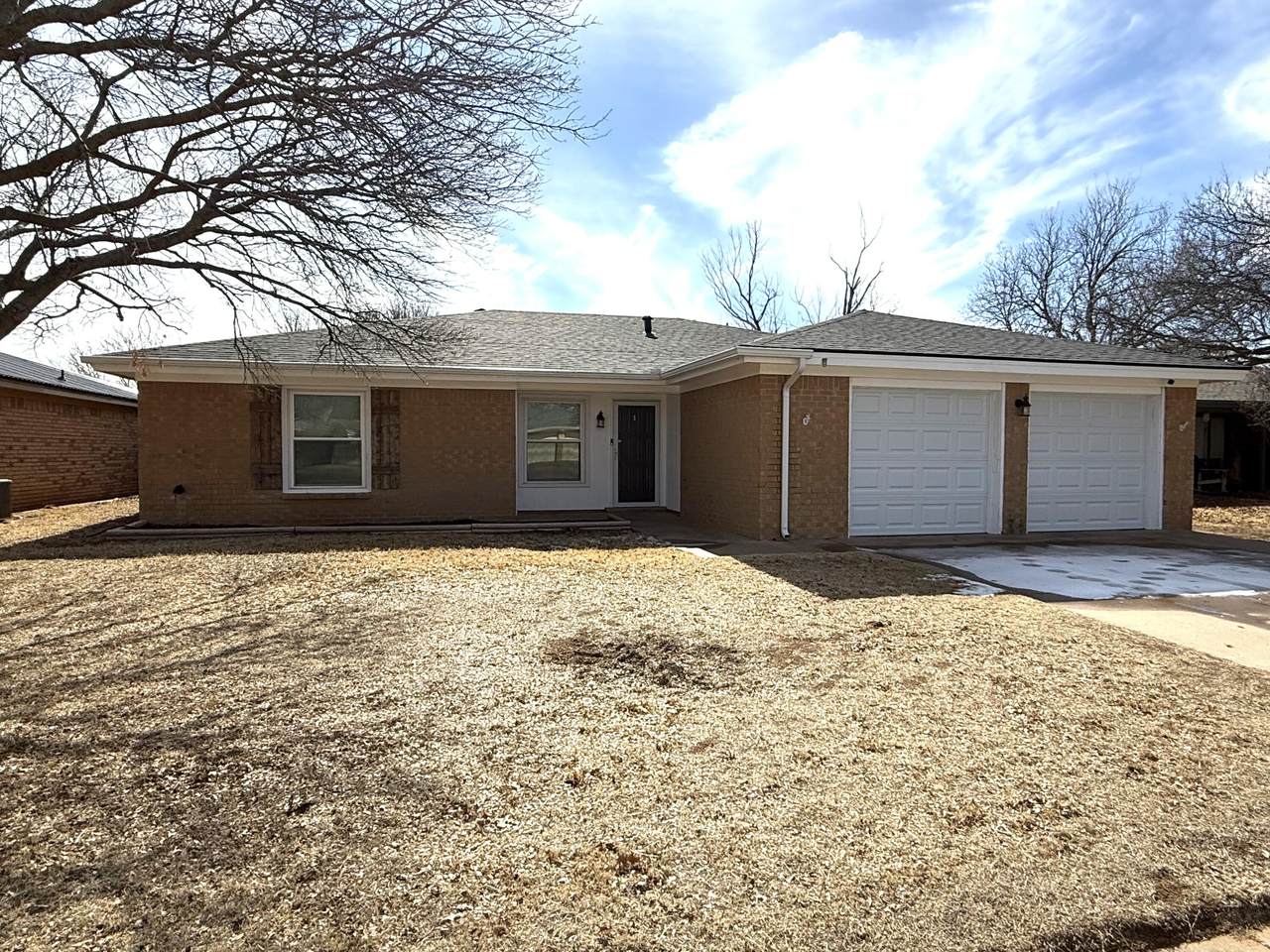 5729 89th Street - Photo 1