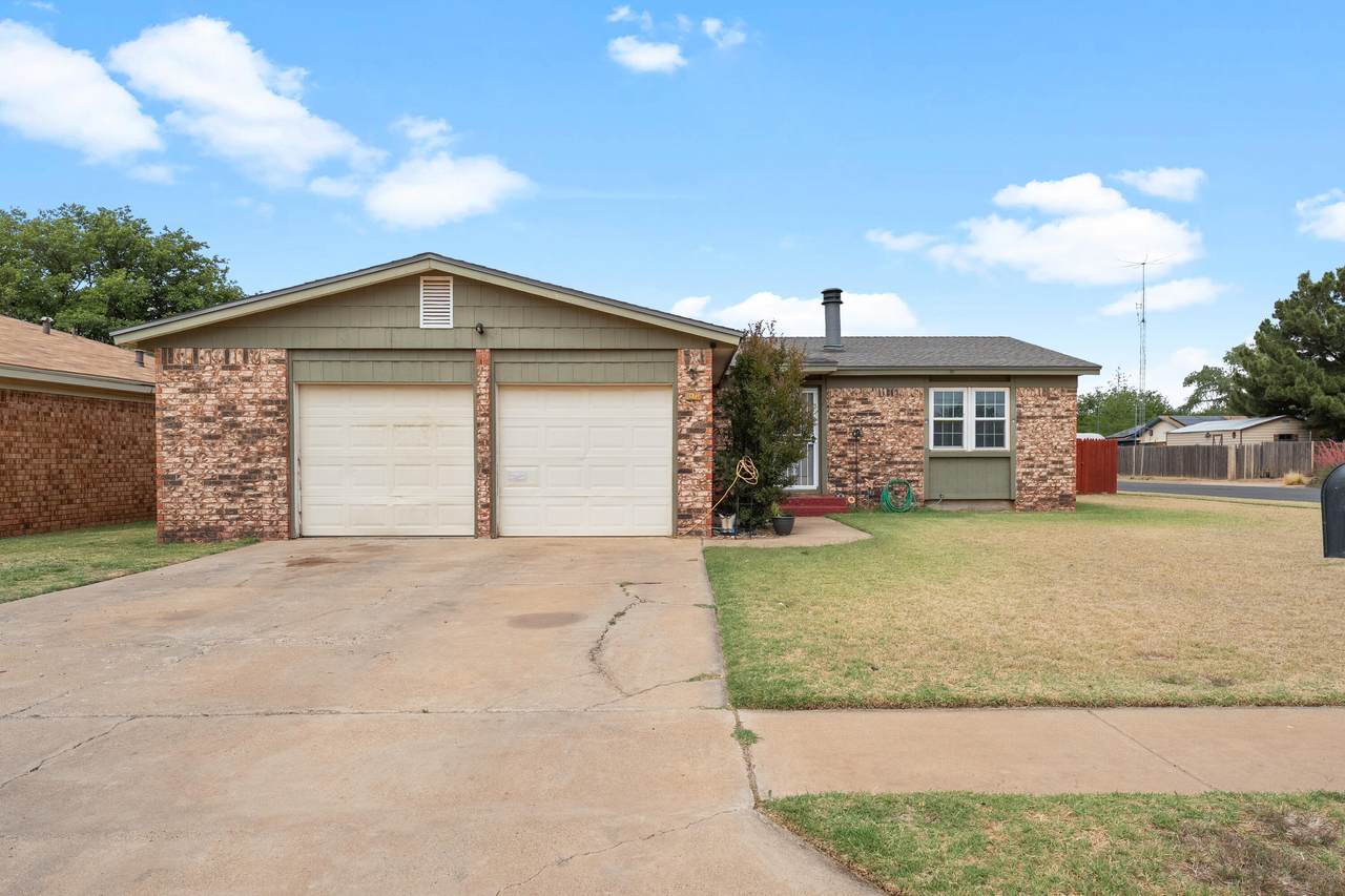 8402 Flint Avenue - Photo 1