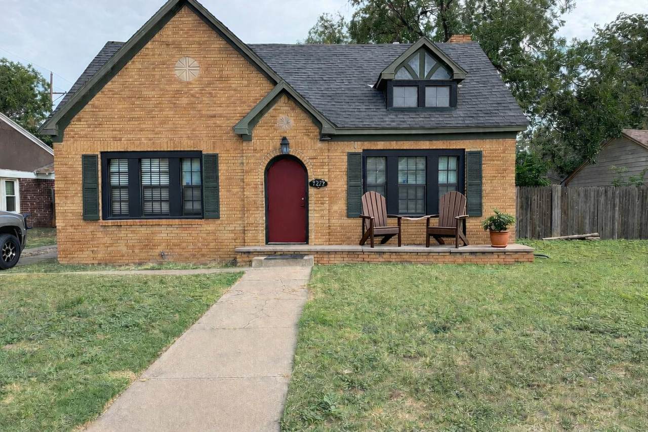 2222 17th Street - Photo 1