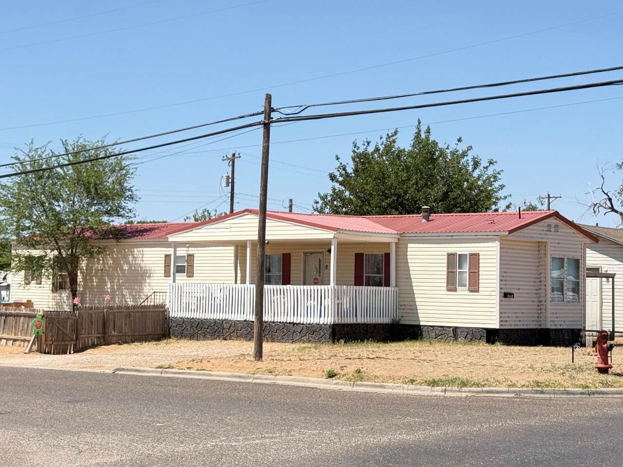 https://bt-photos.global.ssl.fastly.net/lubbock/1280_boomver_1_20260525163019101547000000-2.jpg