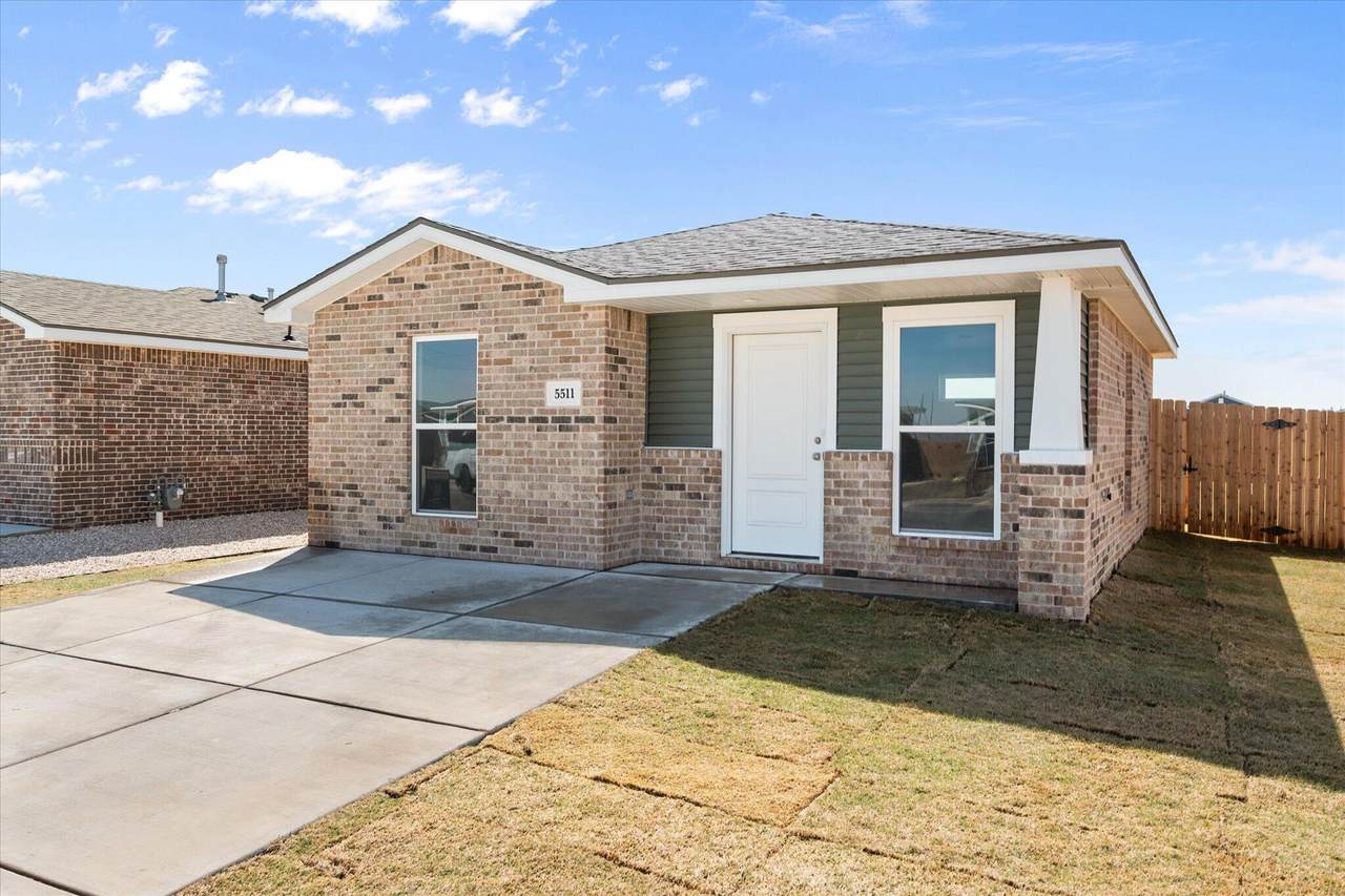 5511 Smith Street - Photo 1