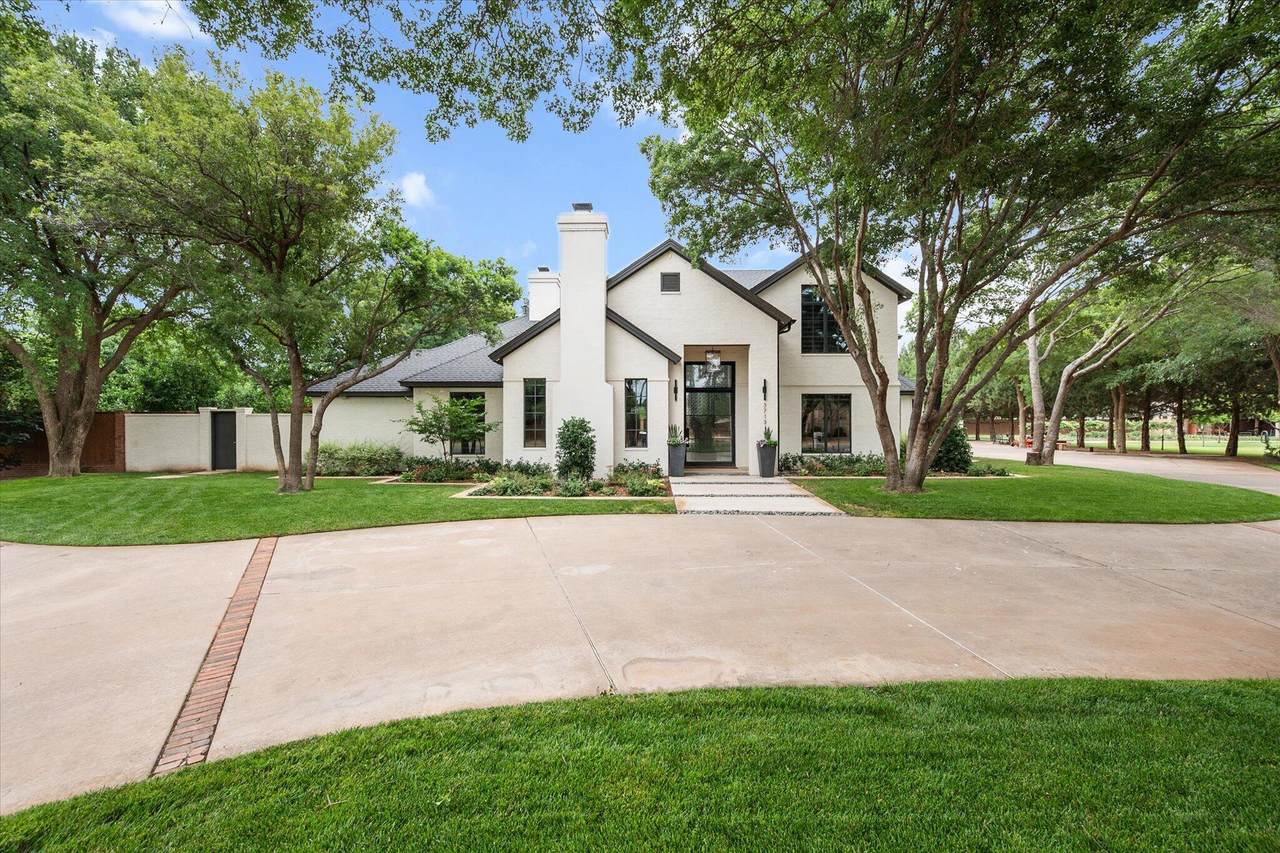 3713 154th Street - Photo 1