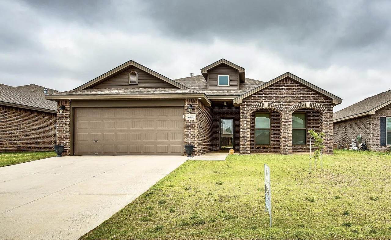 7428 103rd Street - Photo 1