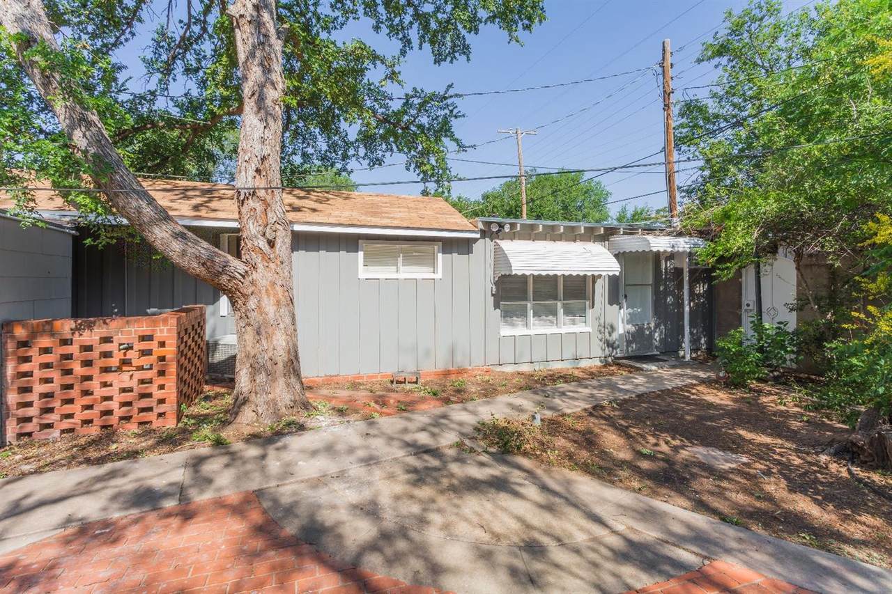 2820 25th Street - Photo 1