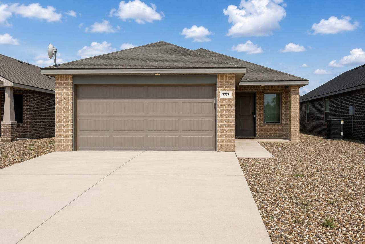 7717 Date Avenue - Photo 1