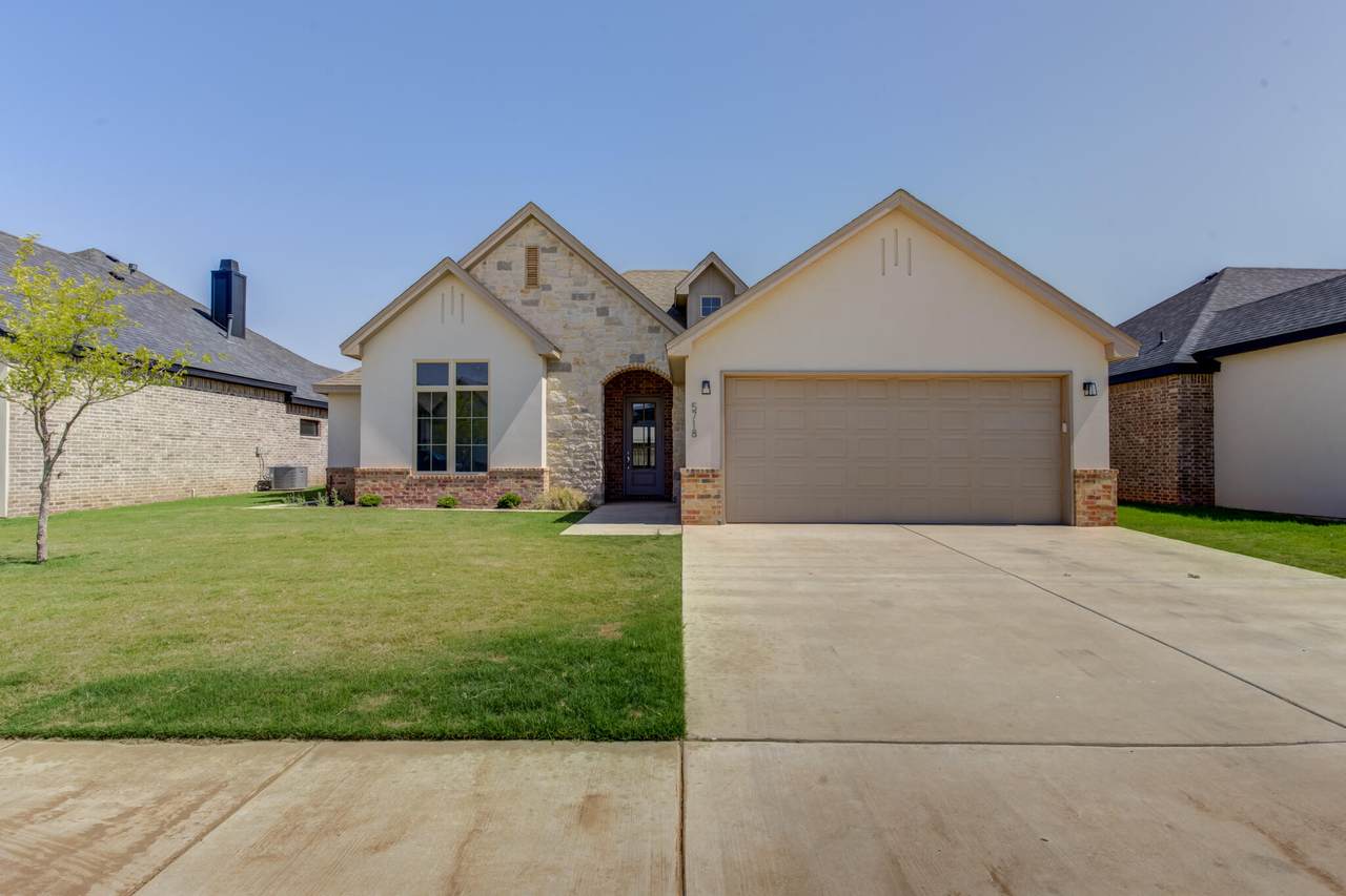 5718 119th Street - Photo 1
