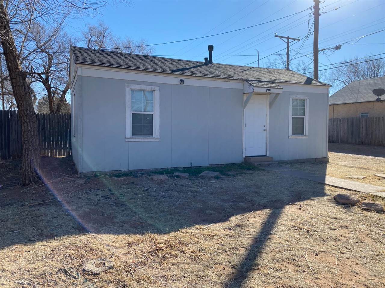 1925 27th Street - Photo 1