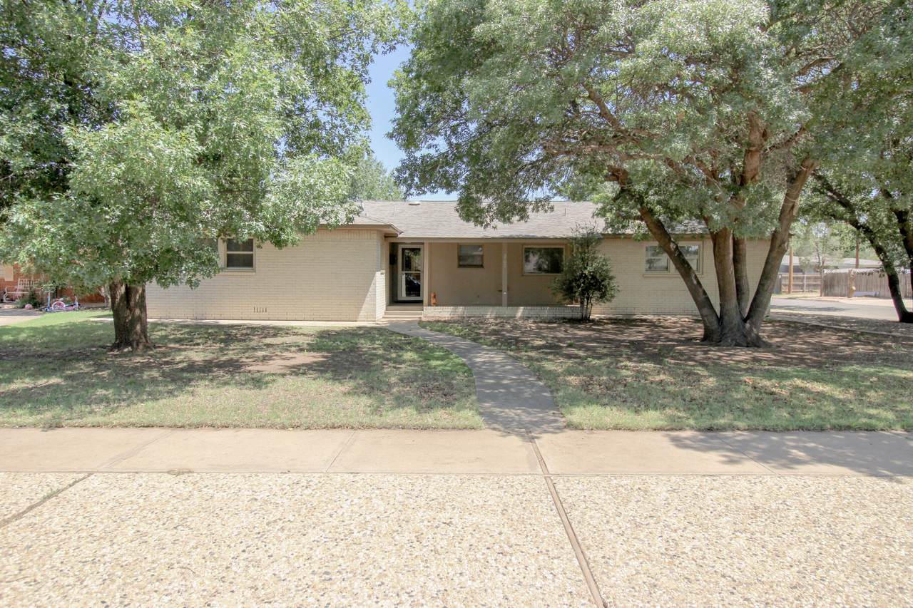 3702 48th Street - Photo 1