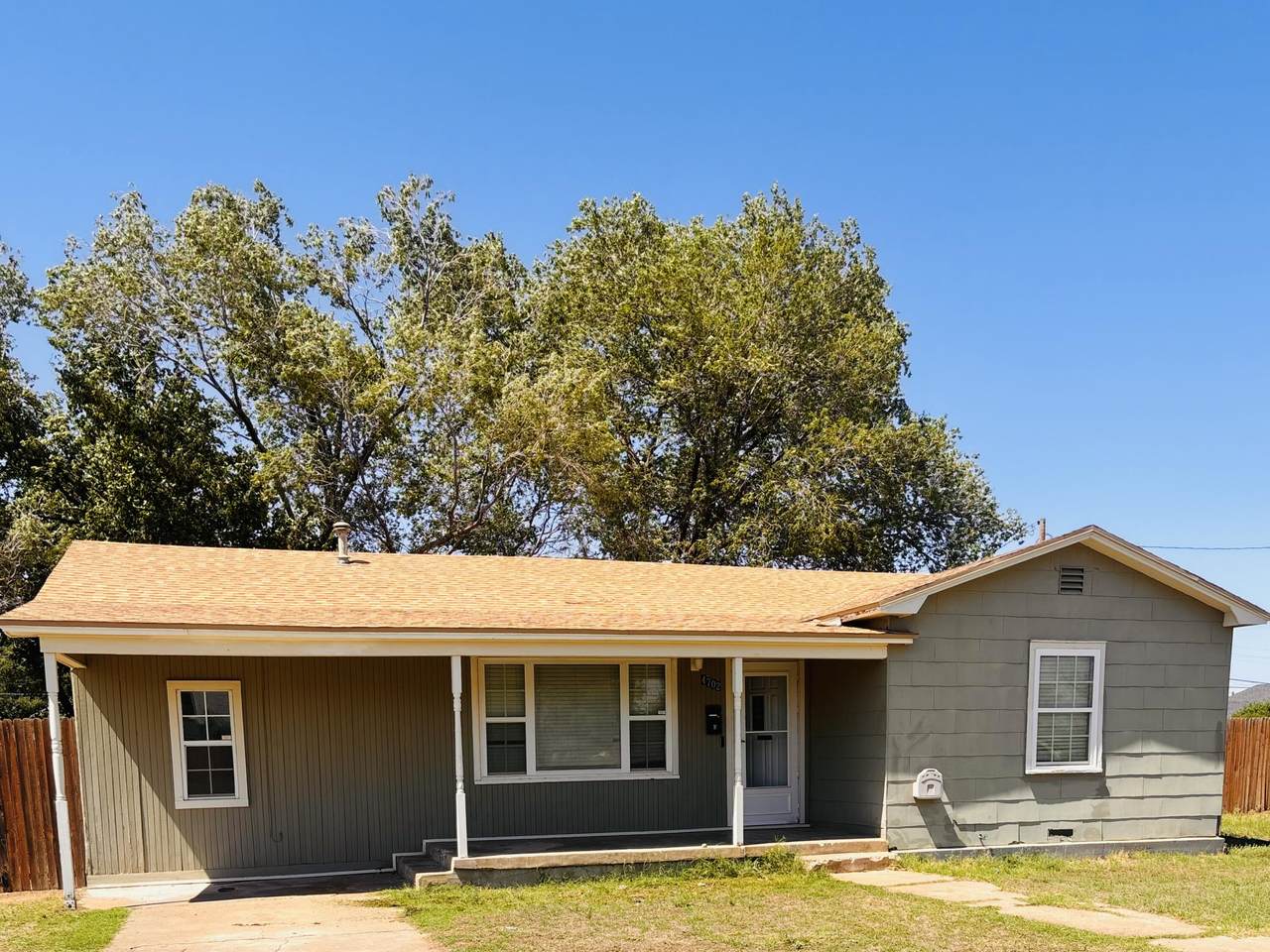 https://bt-photos.global.ssl.fastly.net/lubbock/1280_boomver_1_20260609040832080398000000-2.jpg