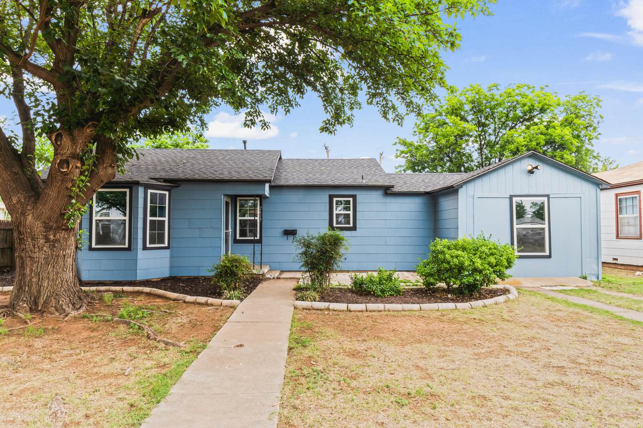 2617 35th Street - Photo 1