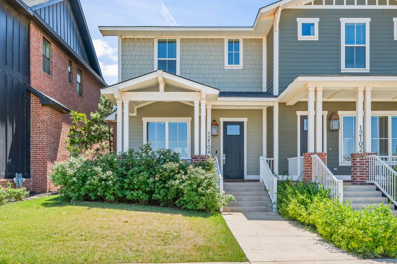 12104 Savannah Avenue - Photo 1