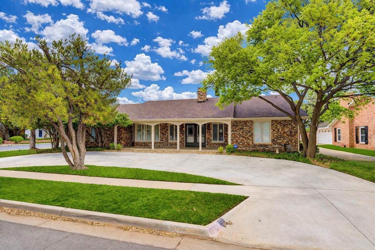 4428 89th Street - Photo 1
