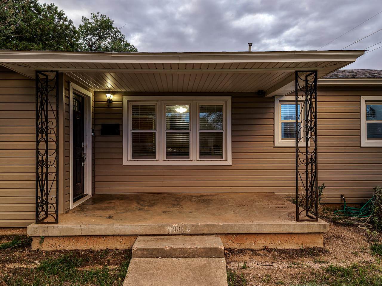 https://bt-photos.global.ssl.fastly.net/lubbock/1280_boomver_1_20260613170843259595000000-2.jpg
