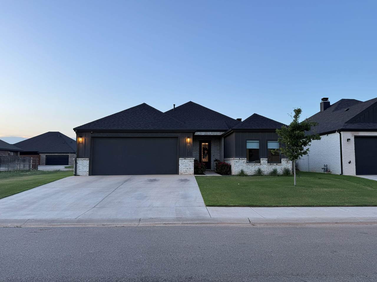 802 2nd Street - Photo 1