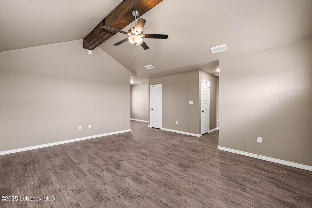 https://bt-photos.global.ssl.fastly.net/lubbock/1280_boomver_1_20260615213529039135000000-2.jpg