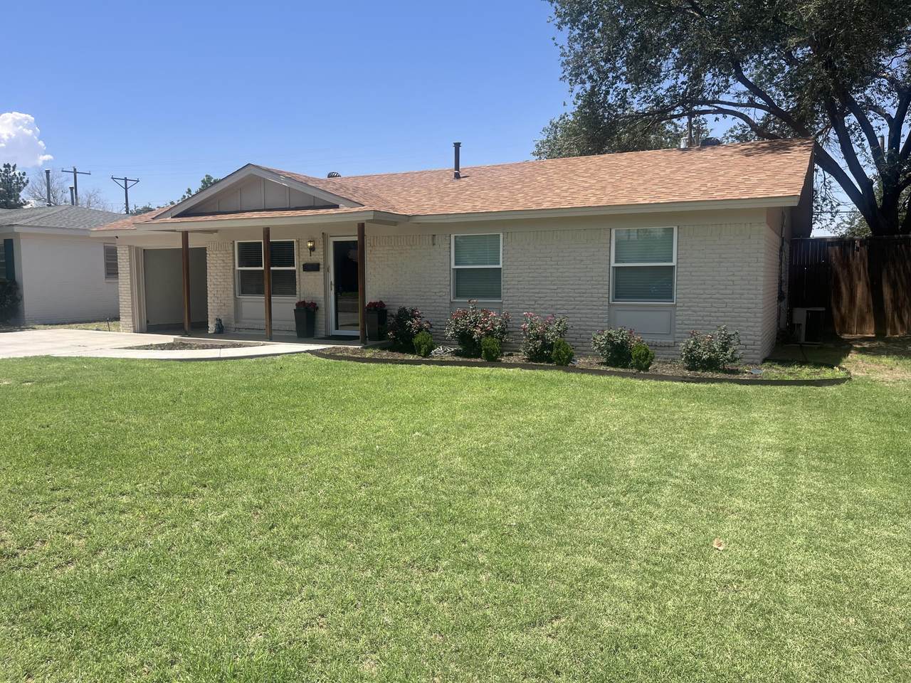 5218 45th Street - Photo 1