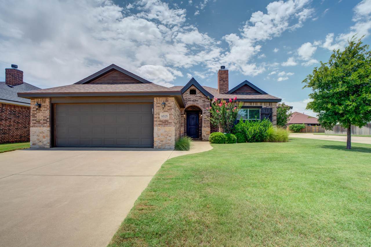 6525 72nd Street - Photo 1