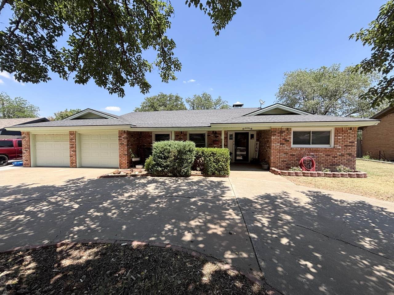 310 9th Street - Photo 1