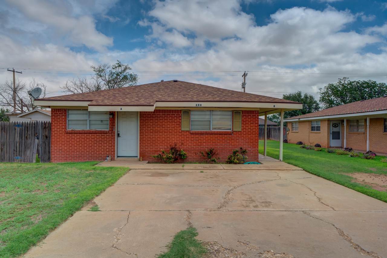 608 6th Street - Photo 1