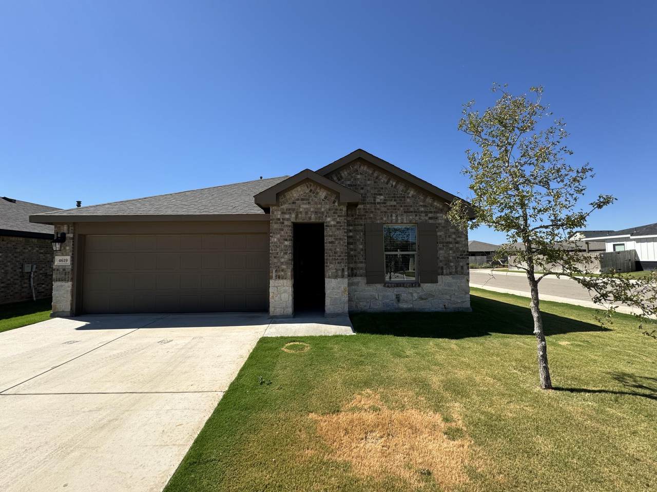 4619 125th Street - Photo 1
