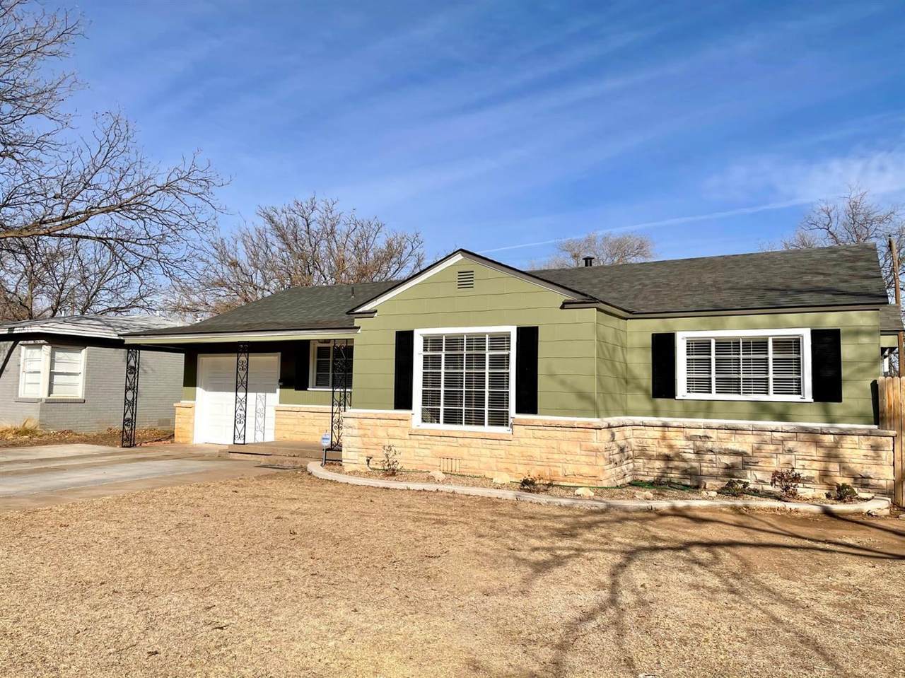 3118 31st Street - Photo 1