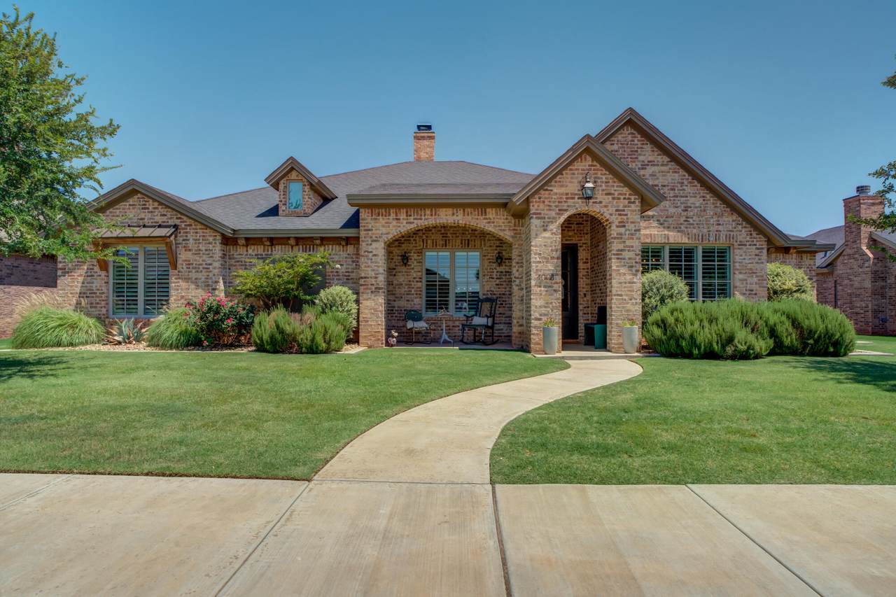 4008 128th Street - Photo 1